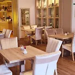 Nordischer Hof 3*